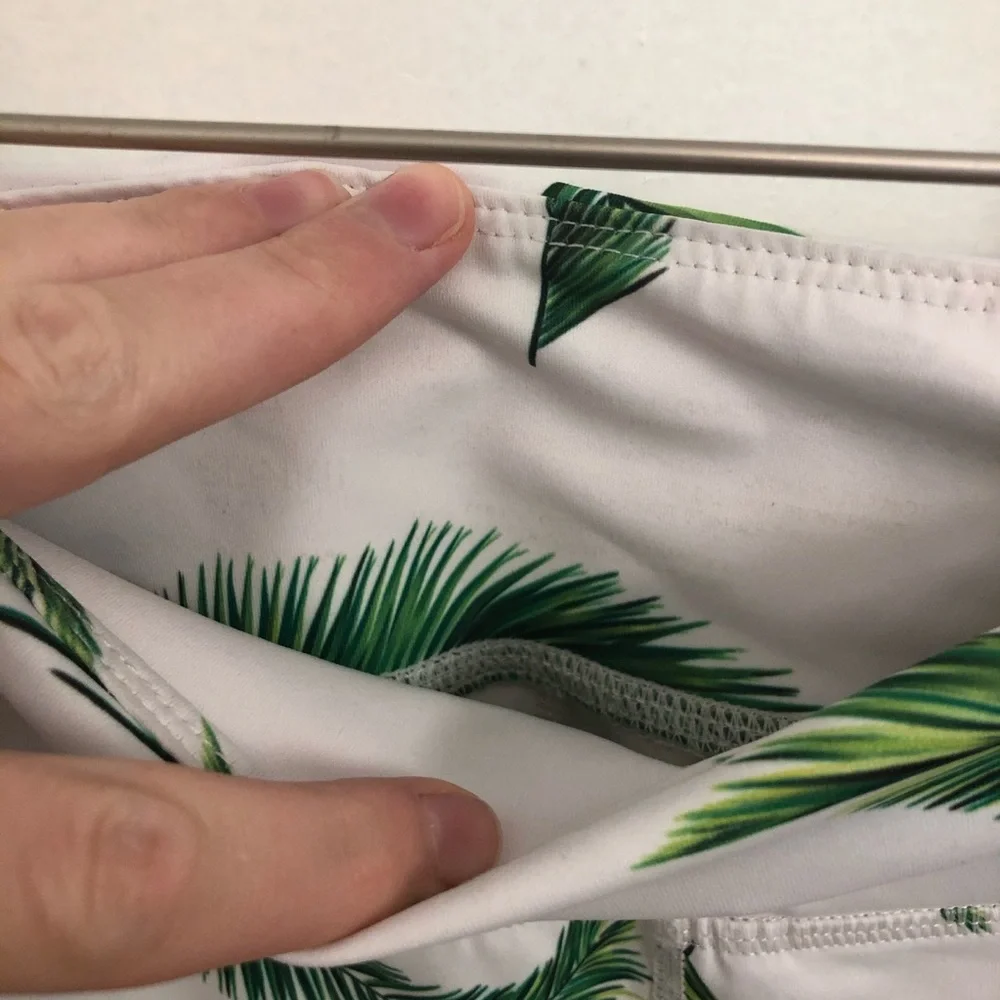 SLINKII 🌿 white tropics leggings size small